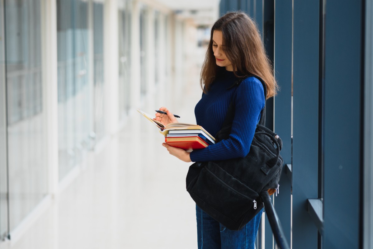 Quanto preciso comprovar para tirar visto americano de estudante