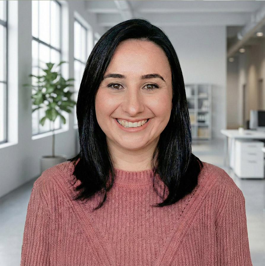 Tuane Oliveira – Sales Representative